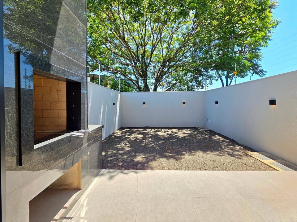 Sobrado novíssimo 3 quartos prox Centro e PY House in Foz do Iguaçu