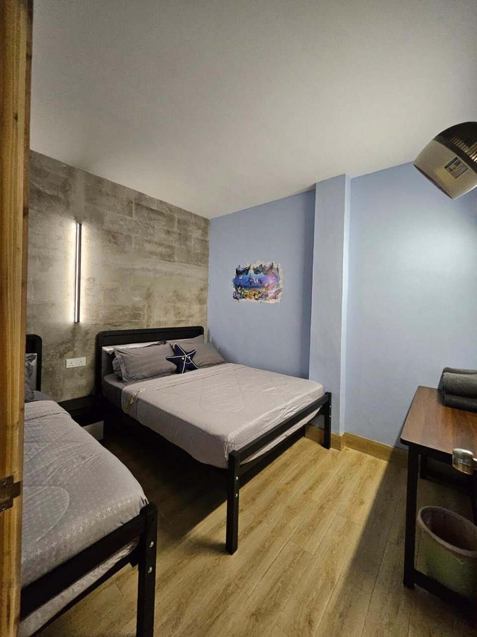 Bed, Bedroom