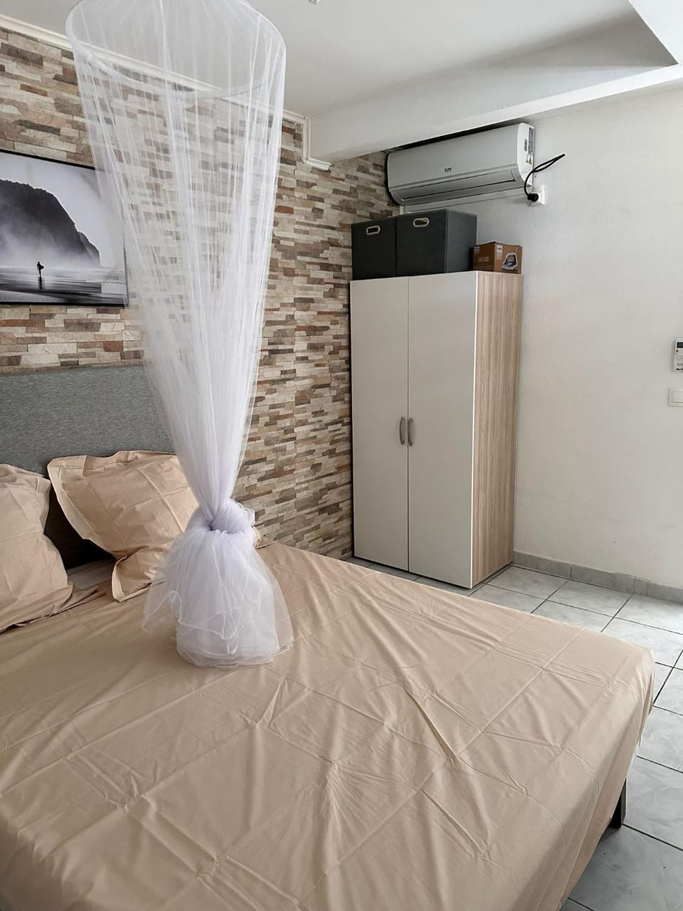 Bed, Photo of the whole room, Bedroom, wardrobe