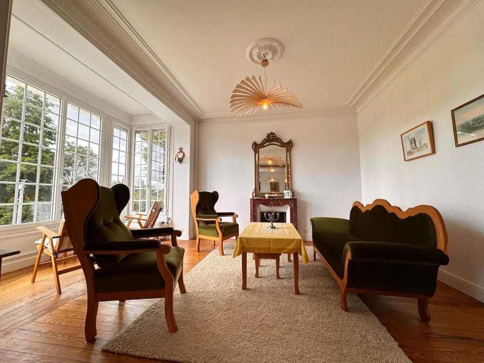 Villa des sources en bord de Seine Villa in Île-de-France