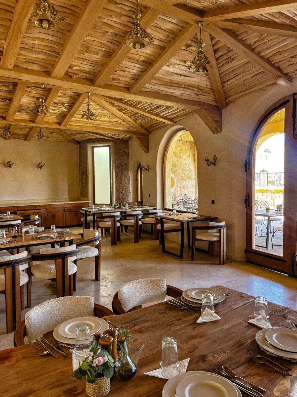 Restaurant/places to eat, Breakfast, Lunch, Dinner