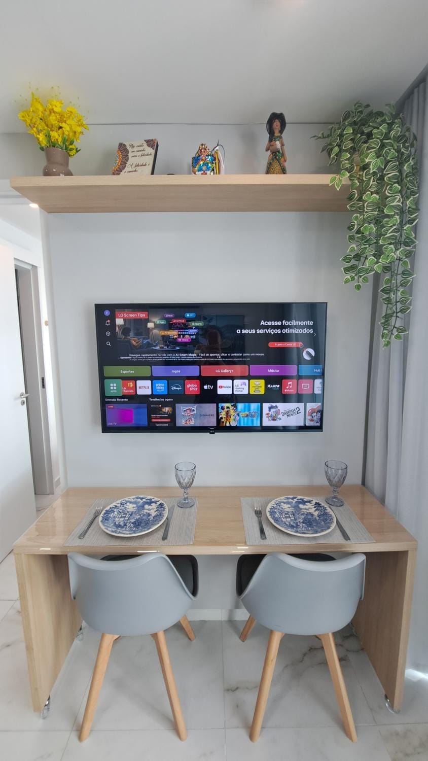 Communal lounge/ TV room, Dining area