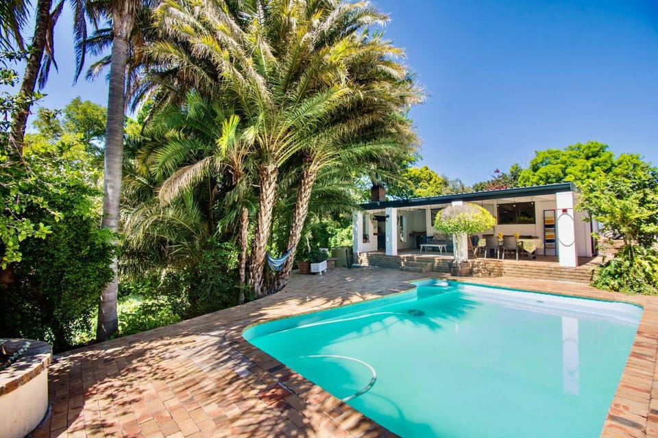 Swimming pool, Entertainment