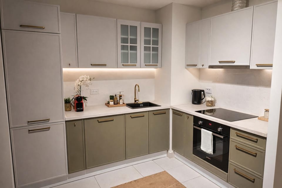 Kitchen or kitchenette, kitchen