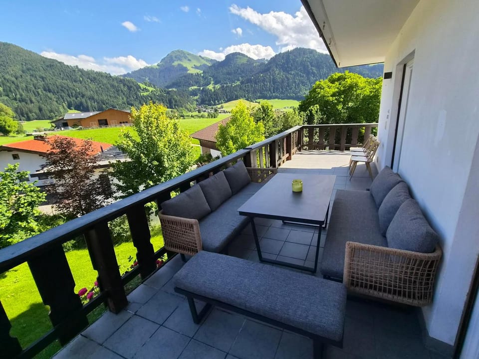 Gruber Alpin Living House in Salzburgerland