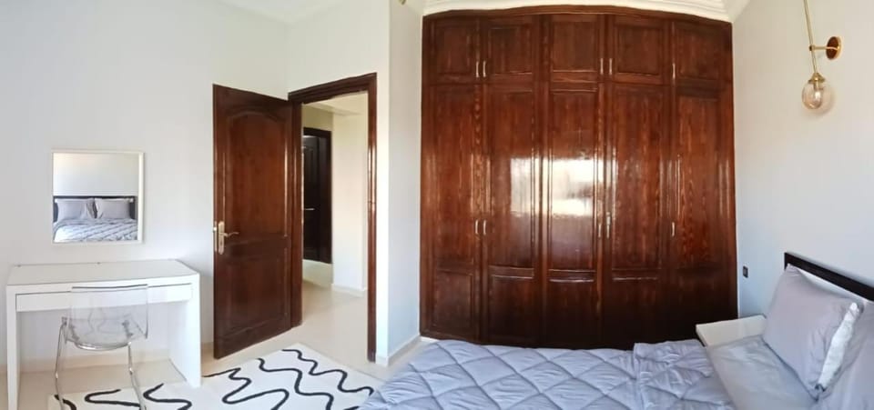 Bed, Photo of the whole room, Bedroom, wardrobe