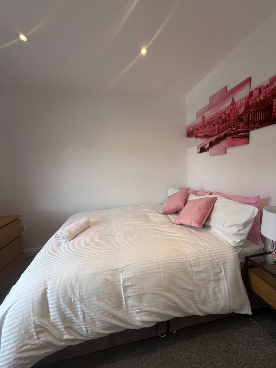 Bel Palace Bed and Breakfast in Croydon