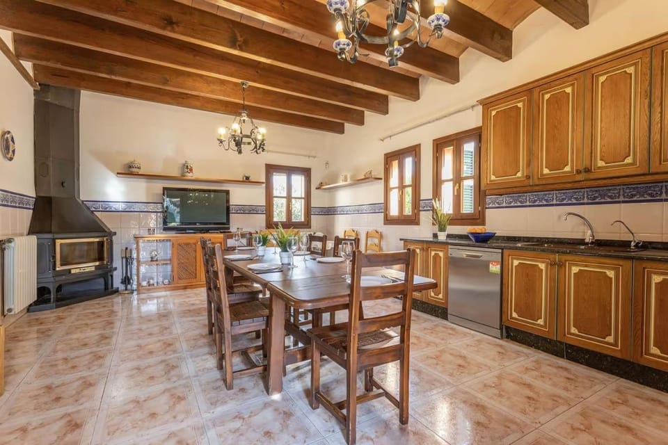 Villa Mallorca Pool & Garden Villa in Pla de Mallorca