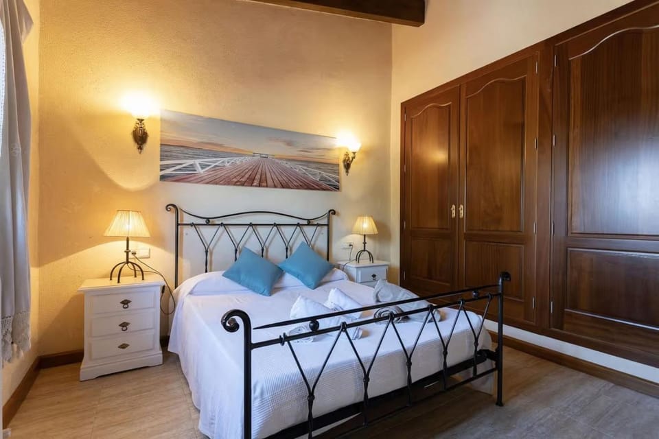 Villa Mallorca Pool & Garden Villa in Pla de Mallorca