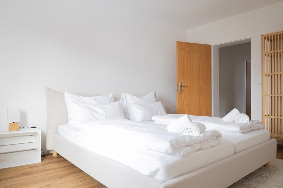 Bed, Photo of the whole room, Bedroom, towels, wardrobe