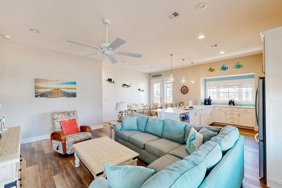 Perfect Pelican at Palmilla Beach House in Port Aransas