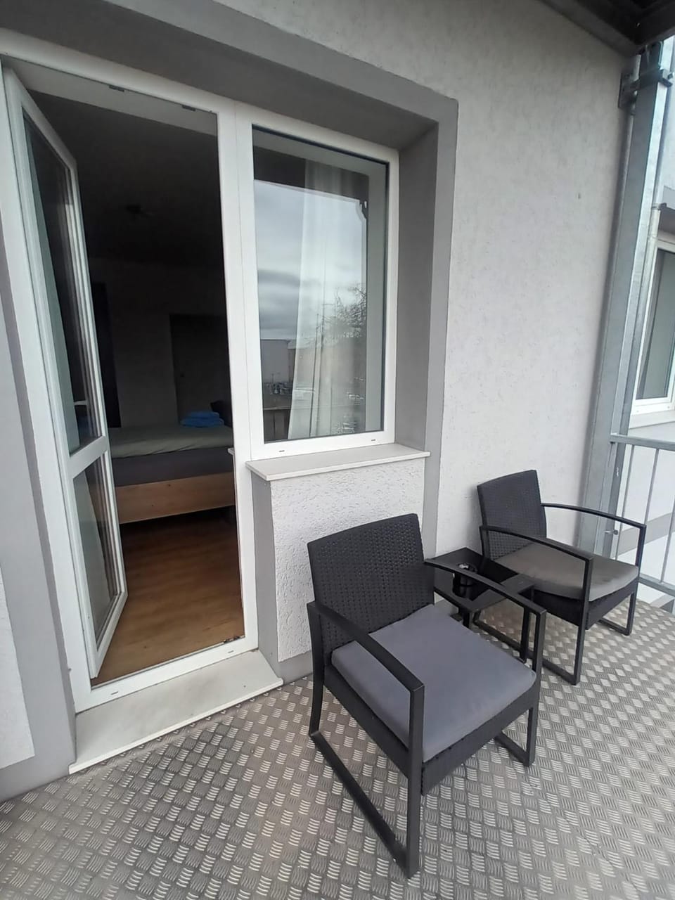 Schöne Wohnung mit WLAN und Balkon in Magdeburg Salbke Apartment in Magdeburg
