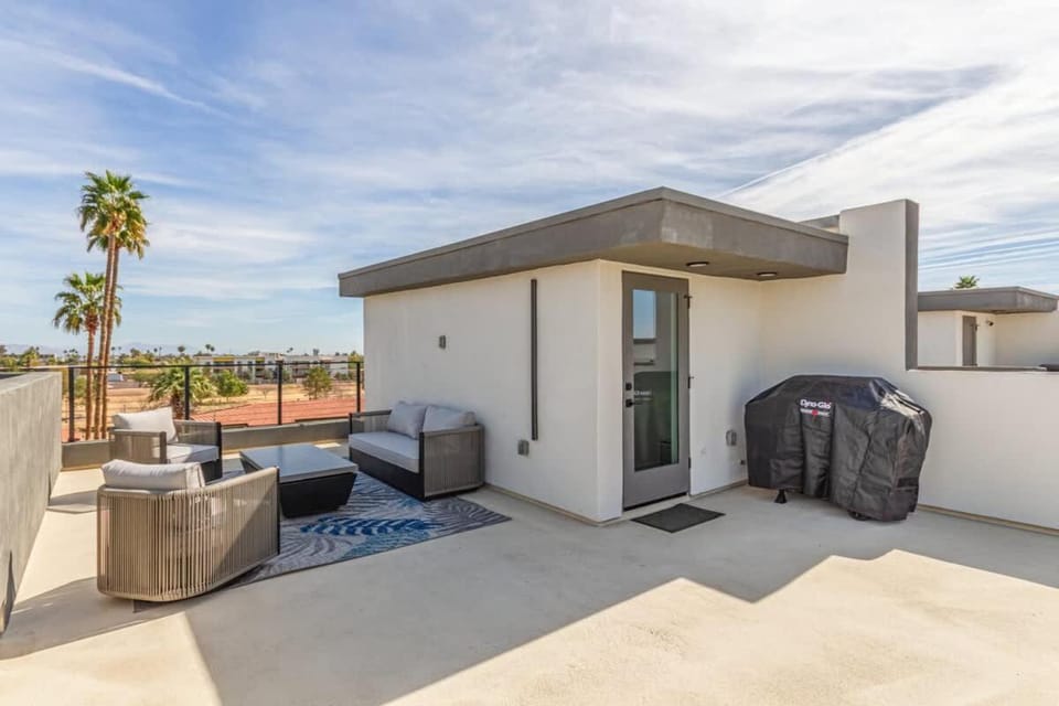 Modern Luxury at Skysong House in Tempe
