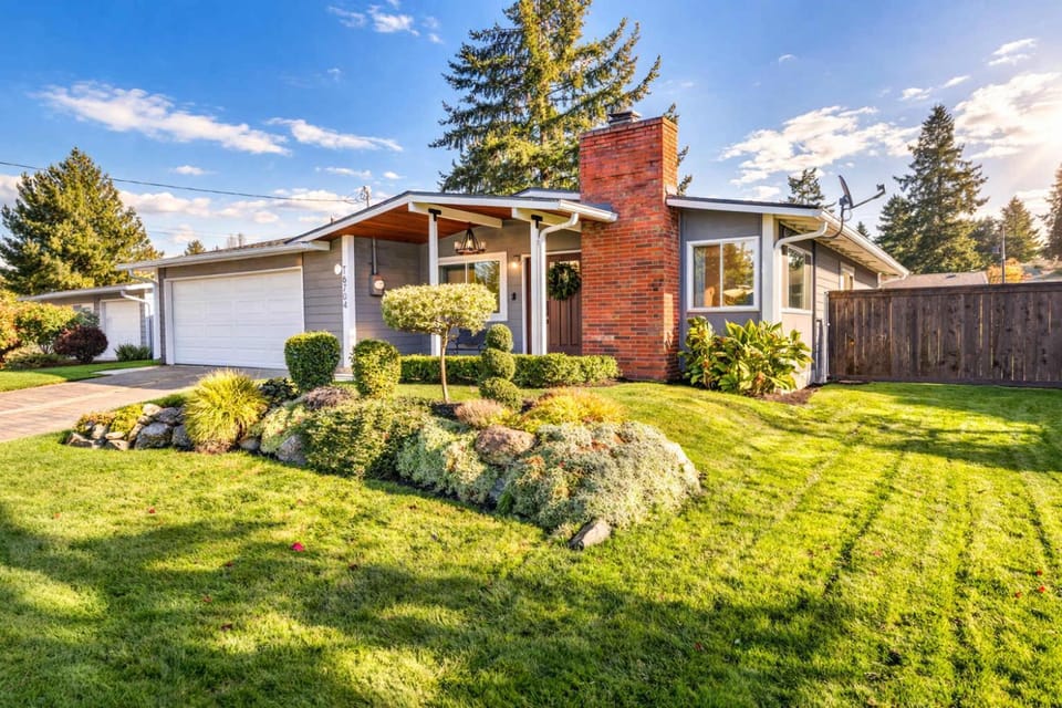 Renton Oasis - Relaxing 3BR Home with Great Outdoor House in Cascade-Fairwood