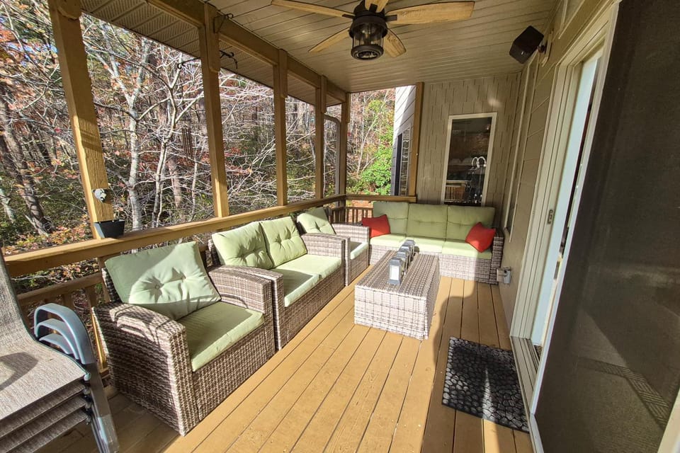 Mountain View Villa House in Lake Lure
