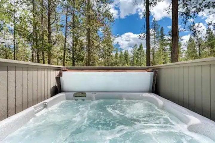 37 Kinglet House in Sunriver