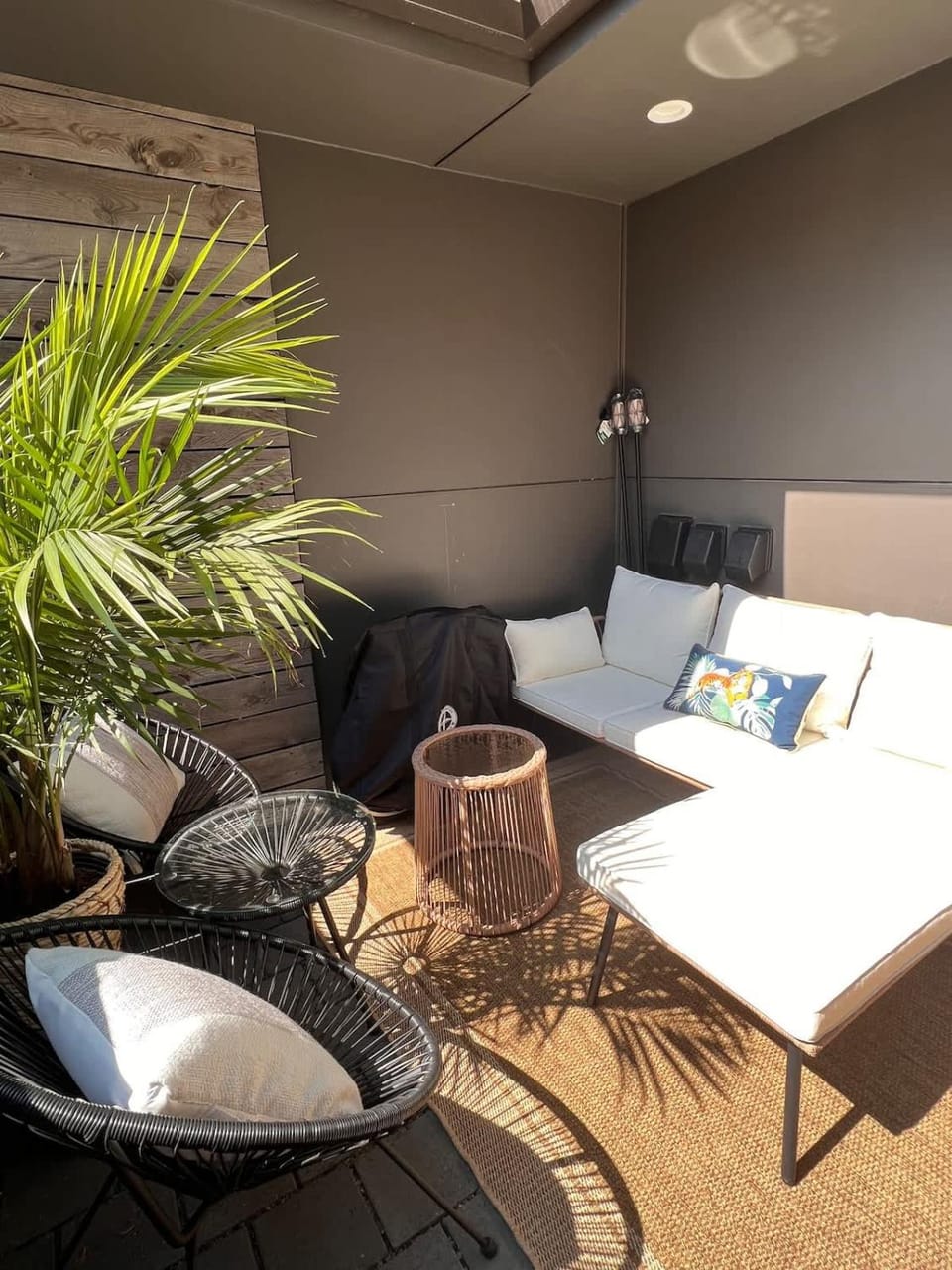 Elegant 1BR Retreat in Columbia City Seattle Apartment in Columbia City