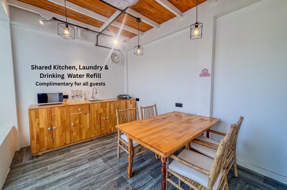Kitchen or kitchenette, Kitchen or kitchenette, Communal kitchen