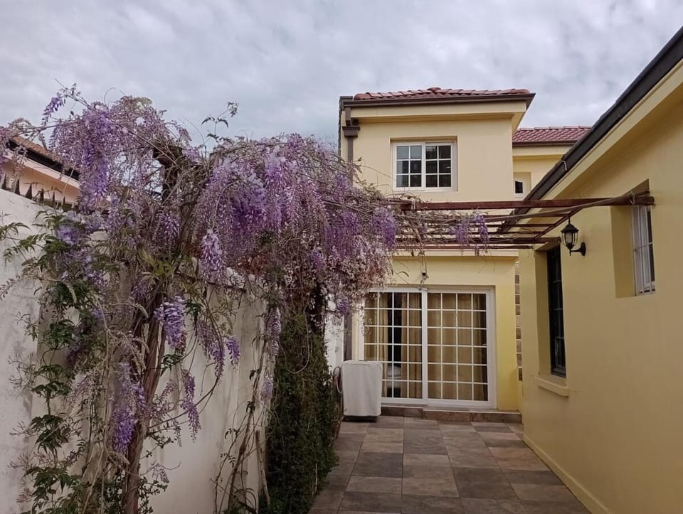 Casa patrimonial completamente renovada a minutos del centro House in Santiago