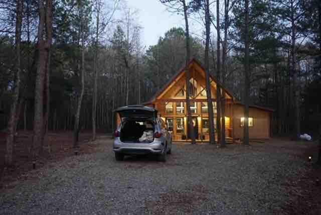 The Stunning Shady Creek Cabin Cabin in Broken Bow