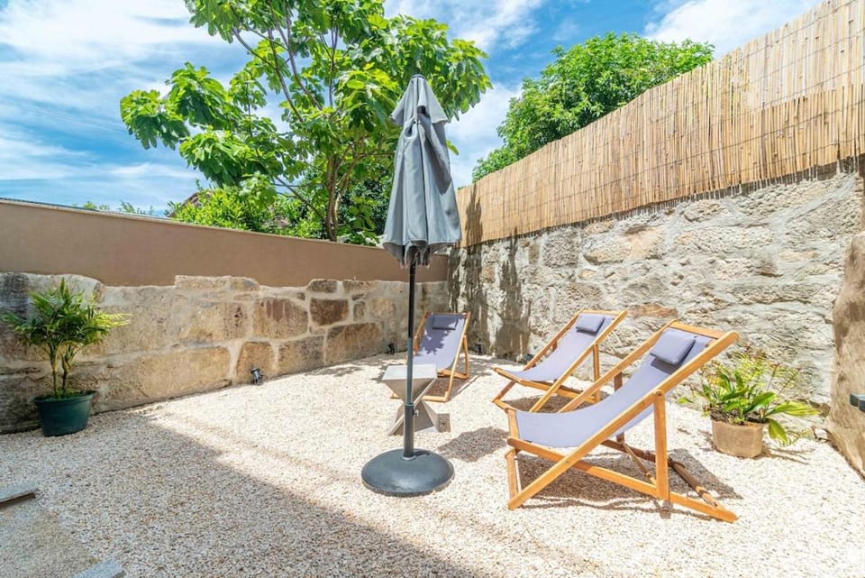 Heroísmo, stylish 2 bedroom apartment Apartment in Porto