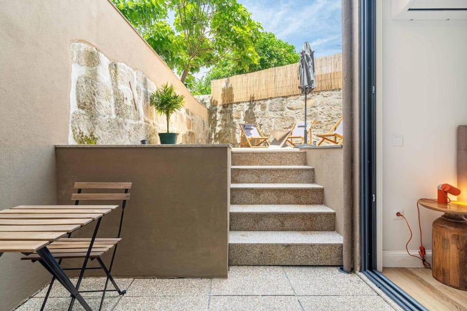 Heroísmo, stylish 2 bedroom apartment Apartment in Porto