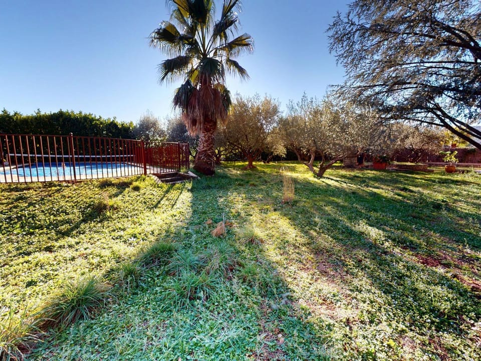 Villa familiale 7 pièces avec coin piscine privé - FR-1-785-29 Villa in Occitanie