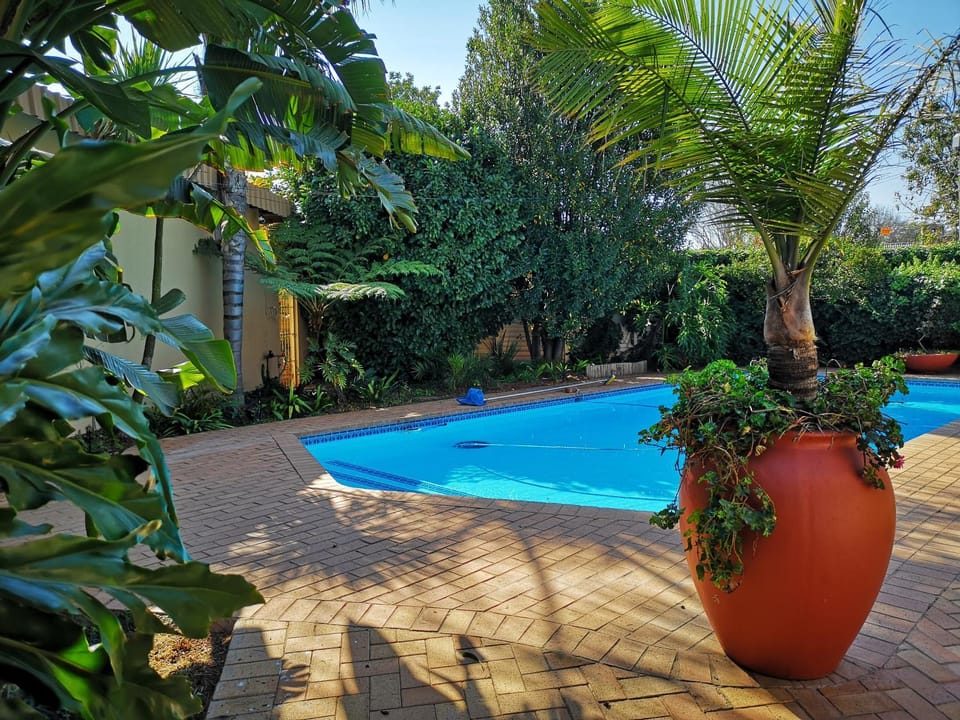 Garden view, Pool view