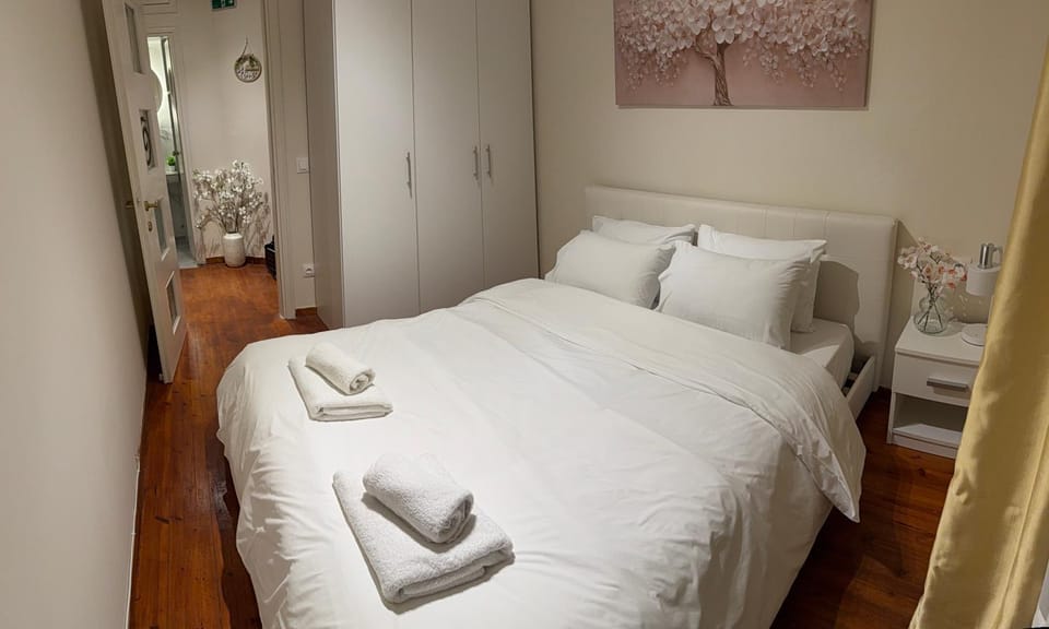 Bed, Bedroom, wardrobe