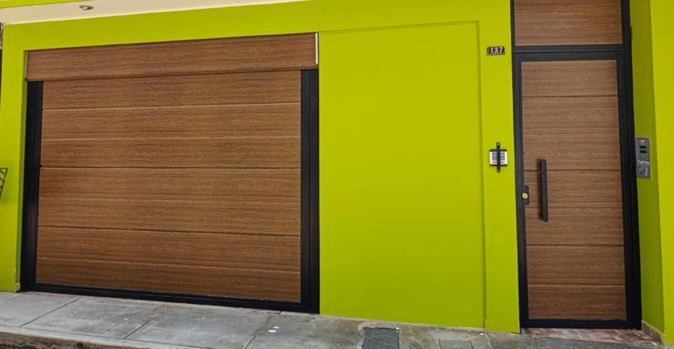 Property building, Facade/entrance