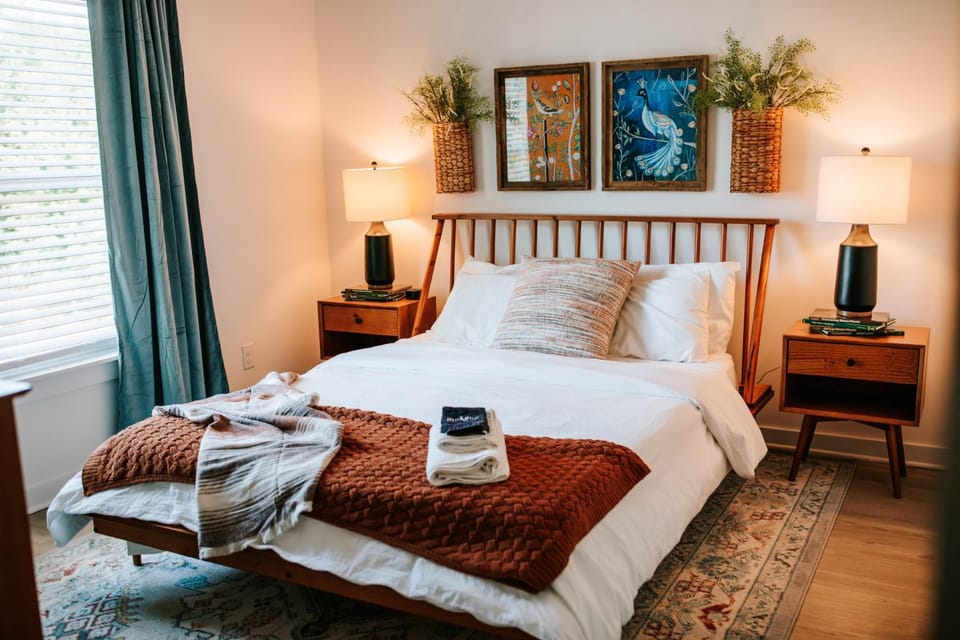 Mid-Term Discounts - Near Downtown, UGA, Hospital House in Athens