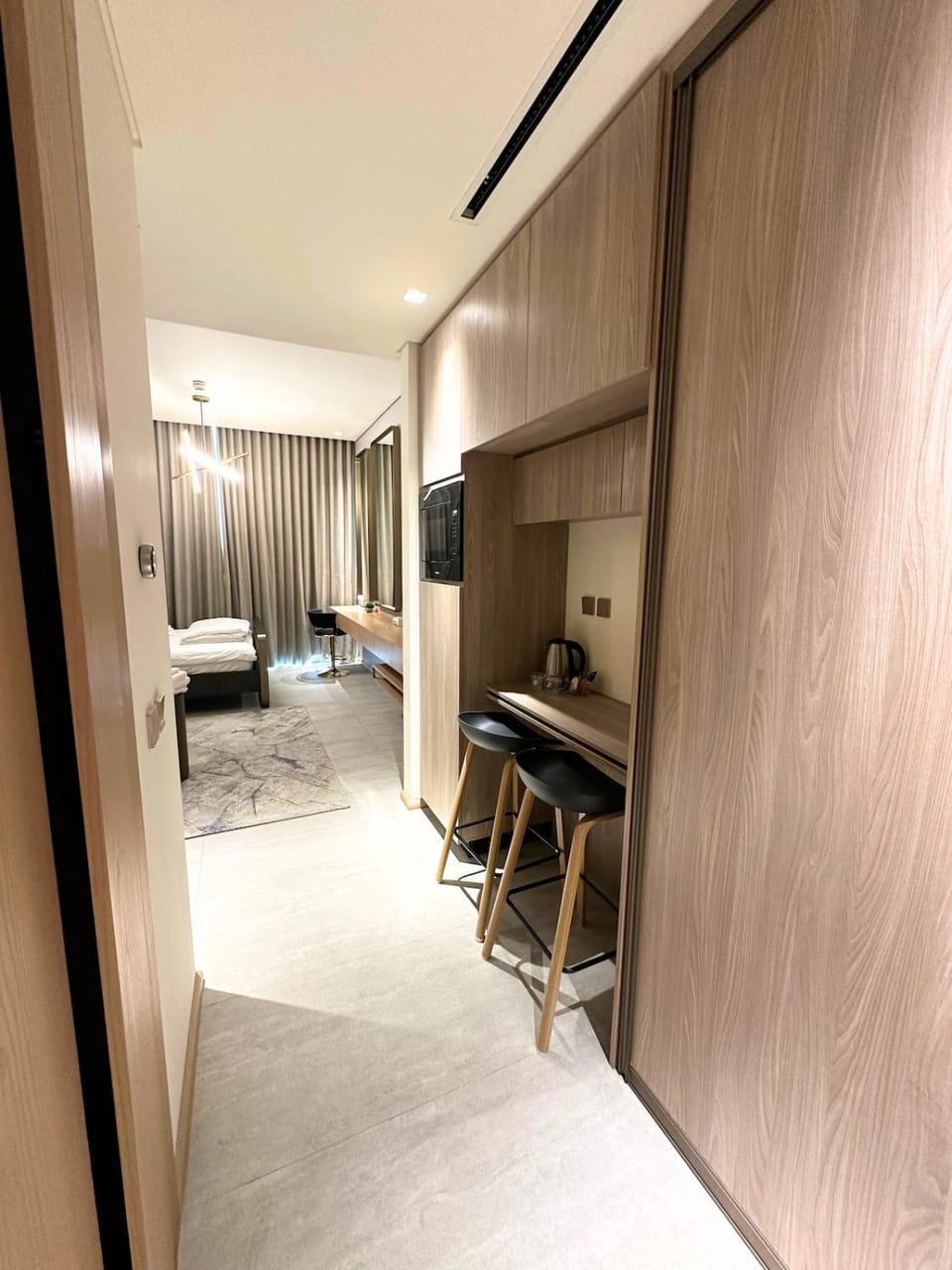 Luxury Studio with Balcony, Pool, Coworking in JVC Apartment in Dubai