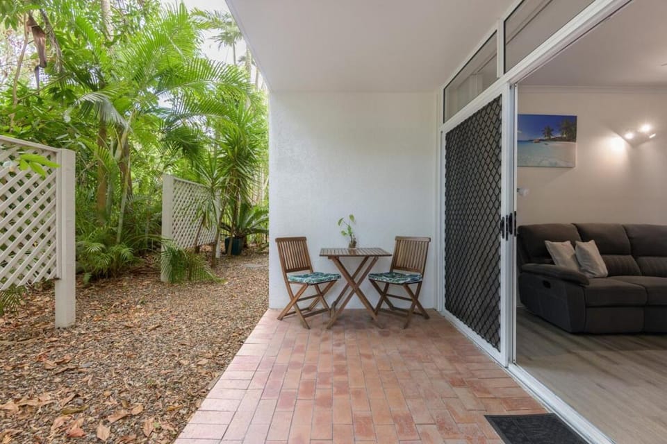 Deluxe ground floor 1 Bedroom at Coral Apartments Apartment in Port Douglas