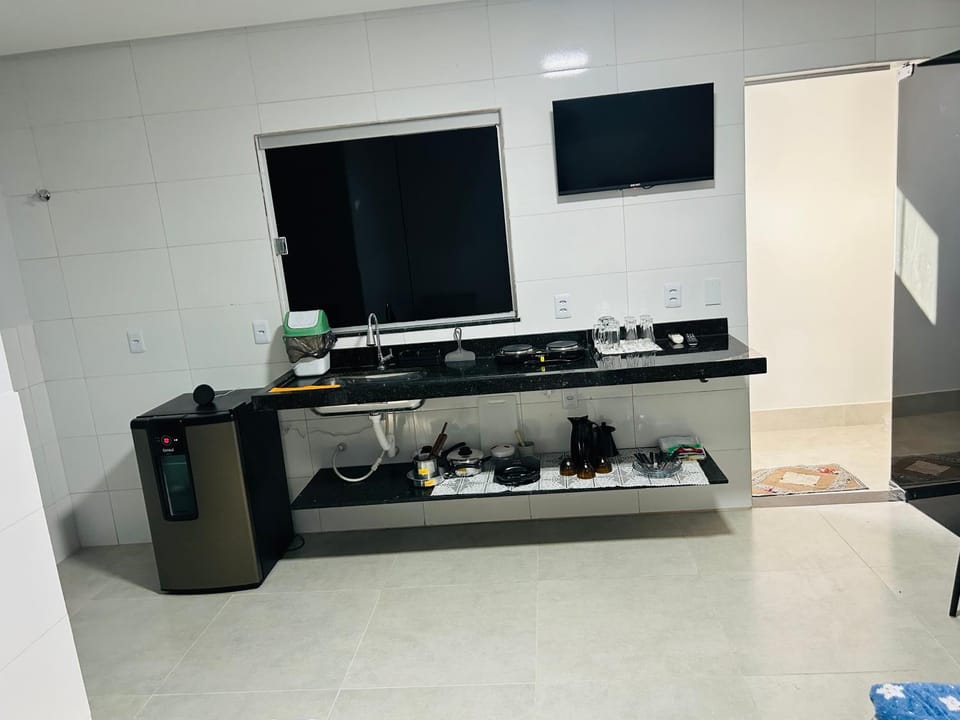 Flat 04 perto salão assembleia Tj, centro convenção Puc, autódromo Hecad Oscar Niemeyer Apartment in Goiania