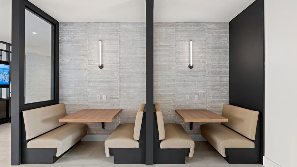 Meeting/conference room