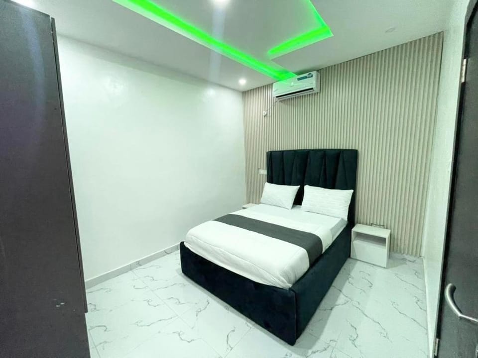 Luxurious 2bedroom Apartment PS5 Apartment in Nigeria
