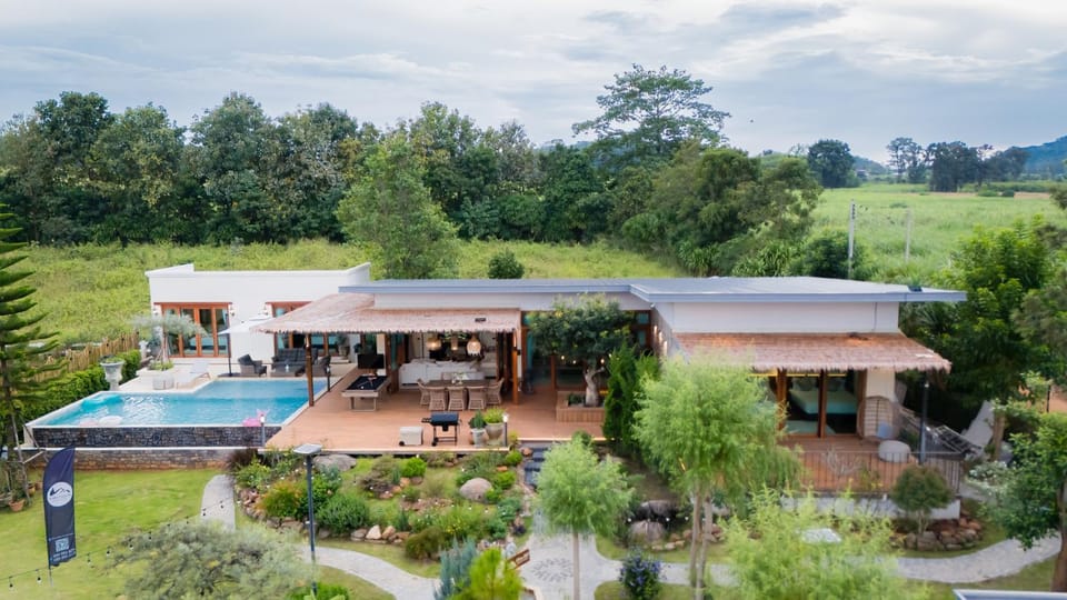 Property building, Natural landscape, Garden, Mountain view