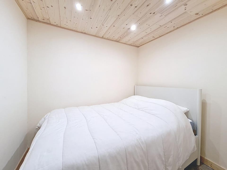 Studio cozy au pied des pistes avec balcon sud, pour 4 personnes - FR-1-832-3 Apartment in Les Allues