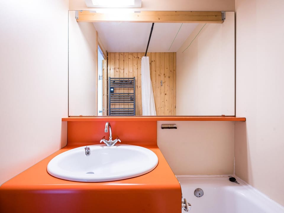 Studio lumineux au centre, balcon sud, 4 personnes Apartment in Les Allues
