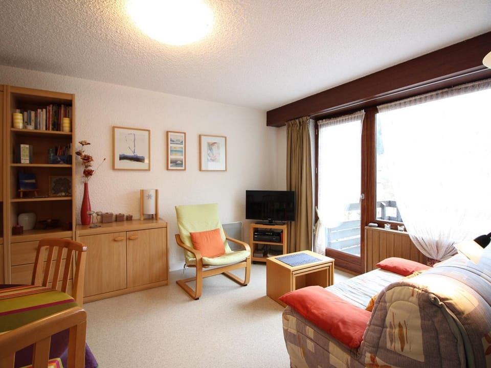Mont-Dore: T2 bis avec balcon et parking proche centre - FR-1-415-205 Apartment in Auvergne-Rhône-Alpes