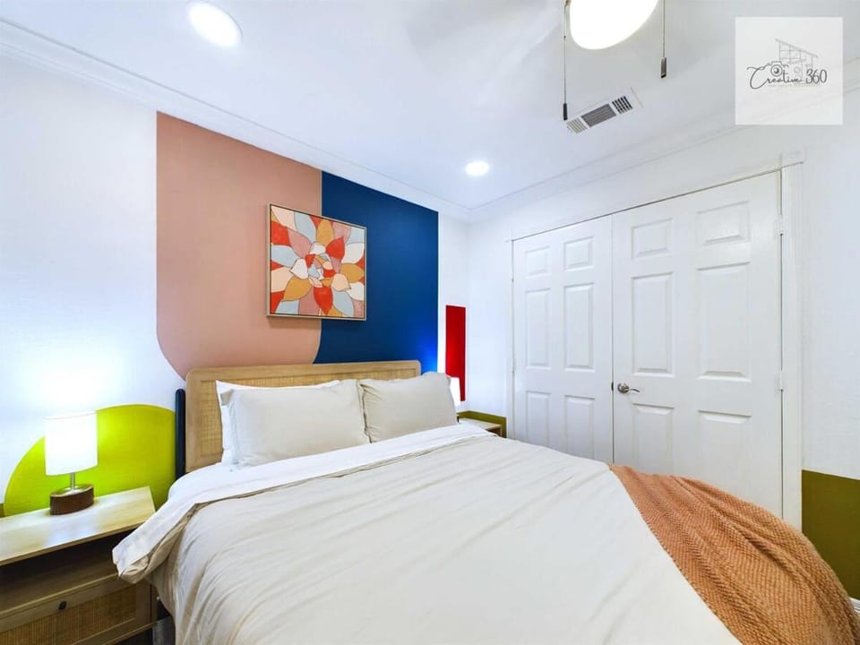 Retro Stay in the Heart of Houston House in Houston