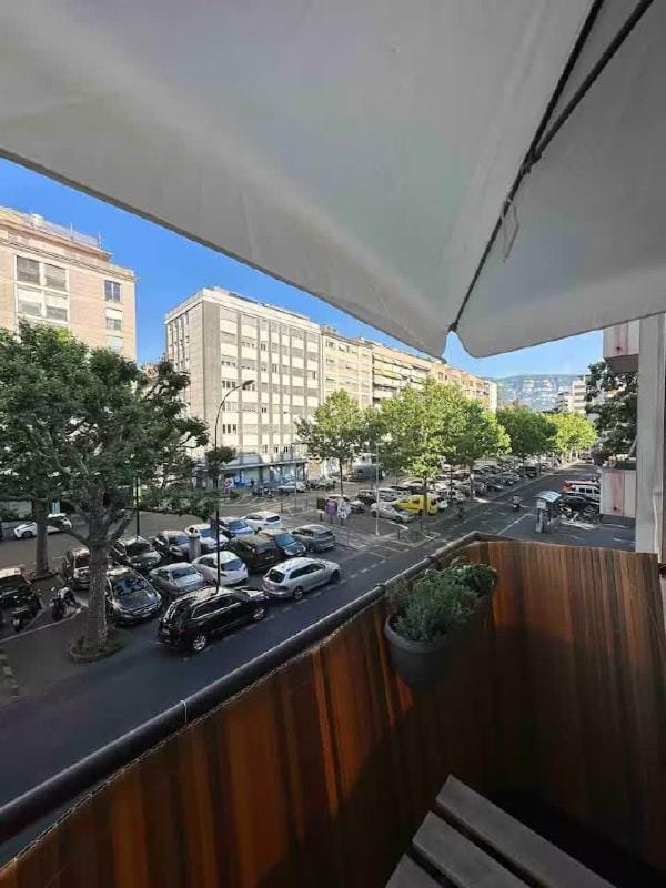 Entire Apartment 2 Bedrooms Up to 4 Guests Apartment in Geneva
