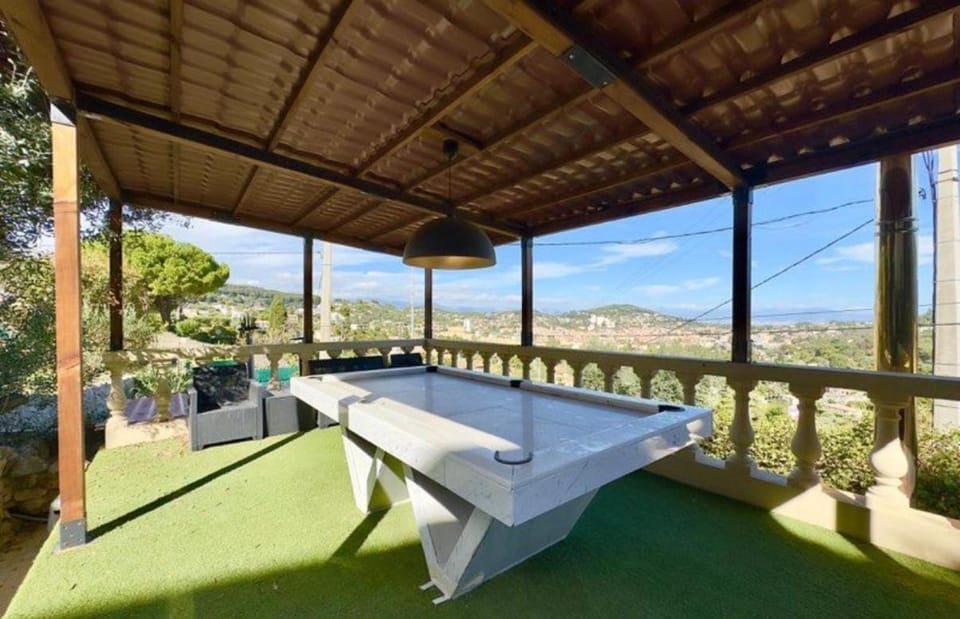 Eryvazur Apartment in Mougins