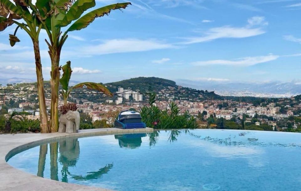 Eryvazur Apartment in Mougins