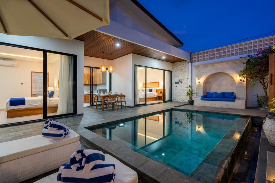 Property building, Swimming pool