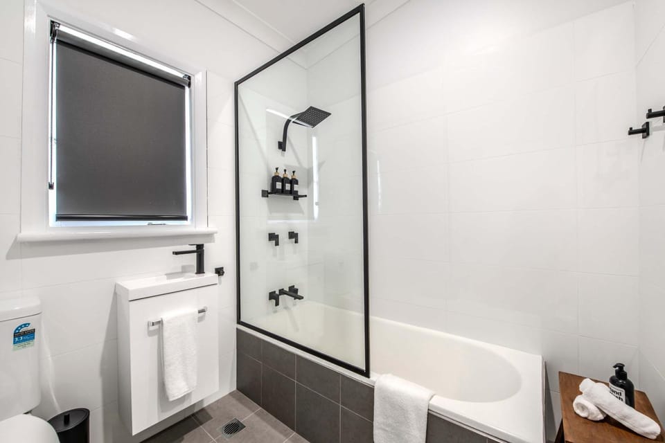 Shower, Bathroom, Bath