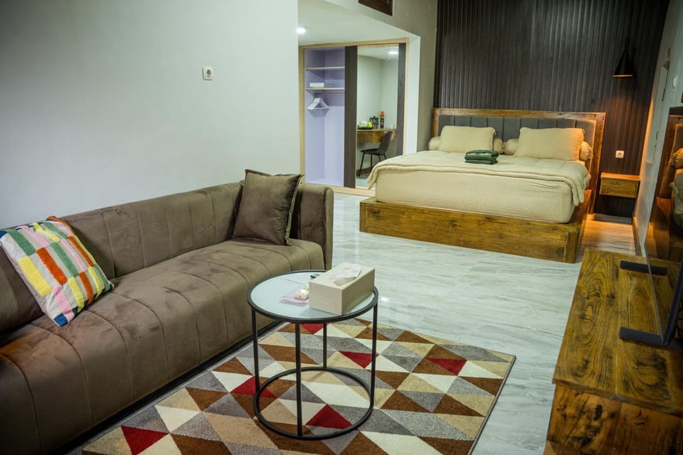 Property building, Living room, Area and facilities