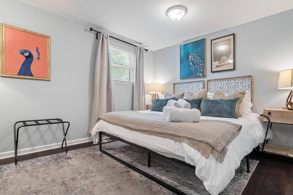 *Super close to Hospitals|UAB|Open fl plan|2 bdr House in Birmingham