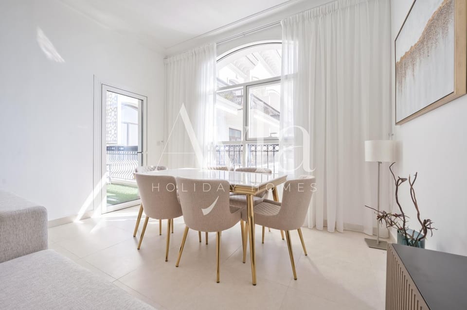 Luxury 2BHK Near Yas Waterworld & Warner Bros Apartment in Abu Dhabi