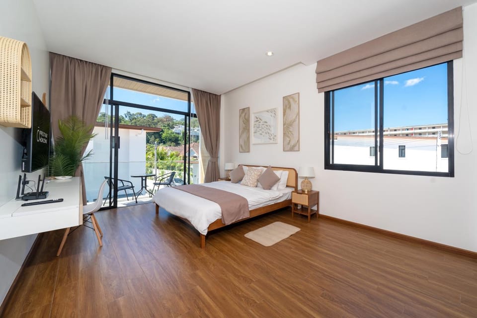 Bed, TV and multimedia, Photo of the whole room, Bedroom, air conditioner